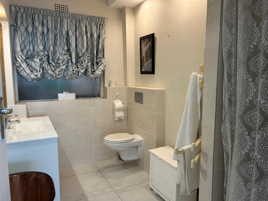 1 Bedroom Property for Sale in Mouille Point Western Cape